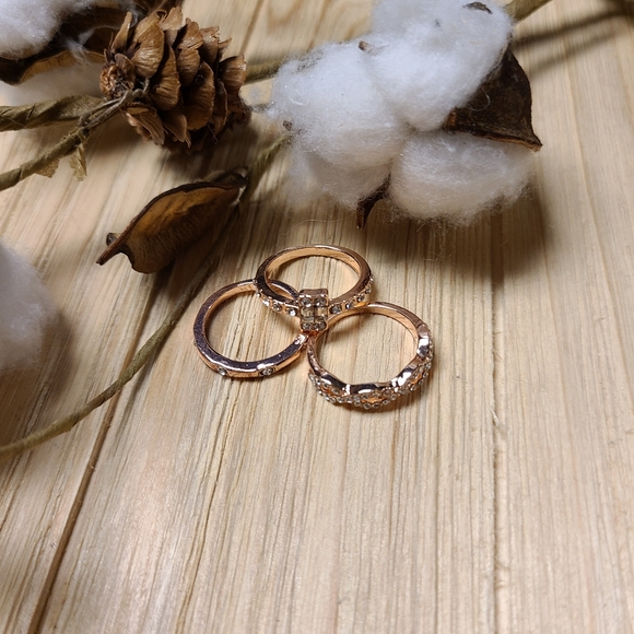 ๐๐BACK IN STOCK!๐๐3 PC Rose Gold Plated ring - Picture 4 of 12